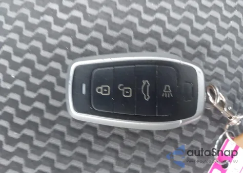 2017 Nissan Juke S from USA, damaged, VIN JN8AF5MR9HT701174